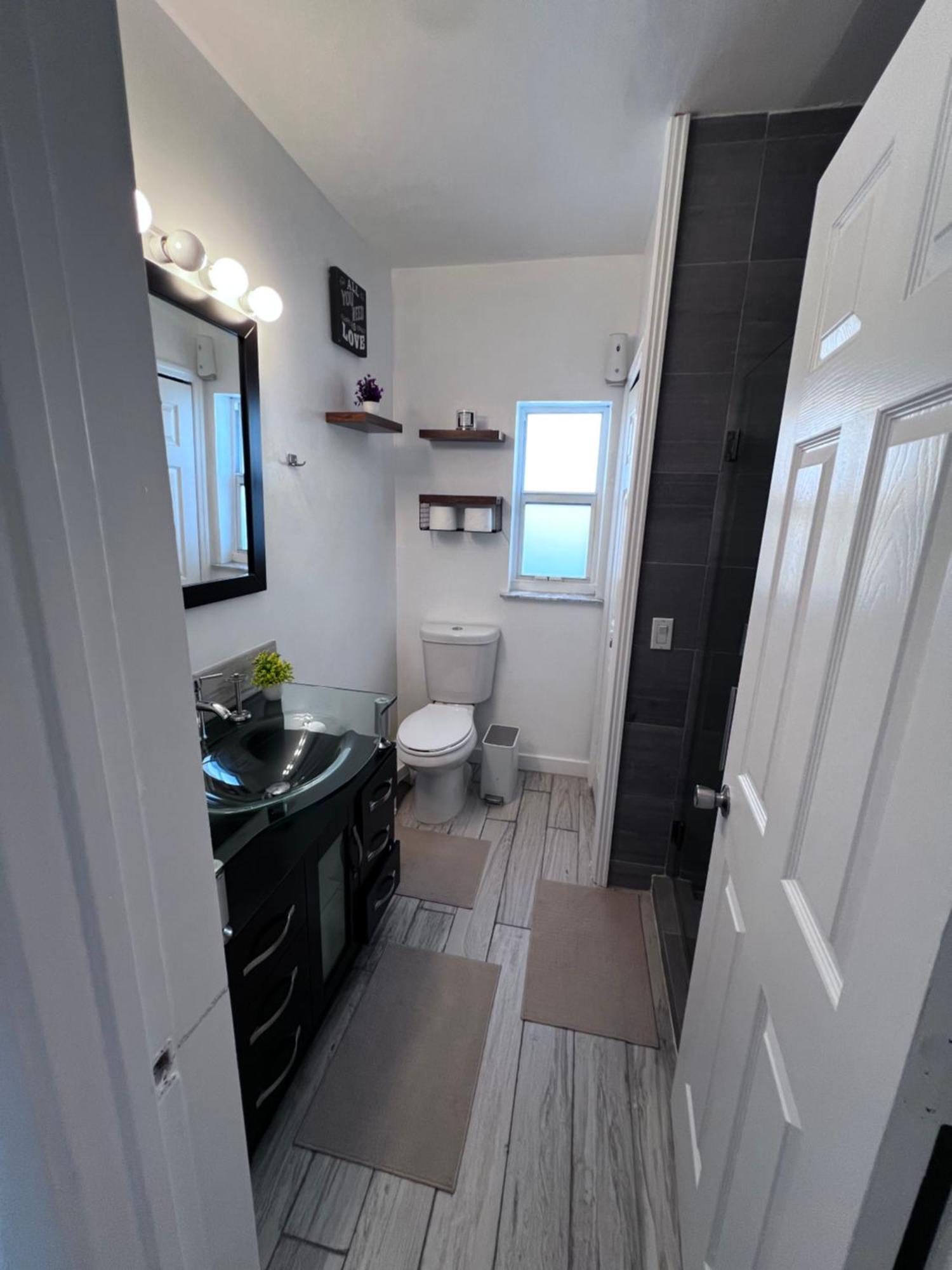 Cozy Room In A Quiet Home Miami Extérieur photo